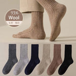 93.5% Merino Wool Socks Warm Hiking Cushion Crew Socks For Men Women Breathable Wool Sports Socks Moisture Wicking Euro Size